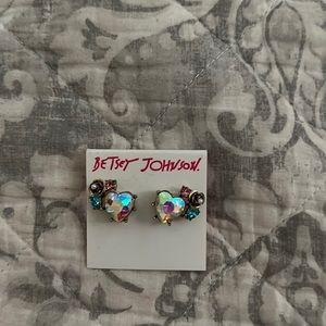 Betsey Johnson hearts and flower earrings!